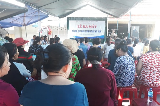 Ra mắt "Quầy hàng vệ sinh an toàn thực phẩm" tại chợ Tam Kỳ
