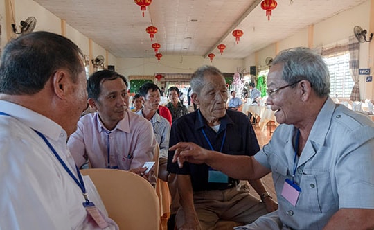 Ấm tình đồng hương