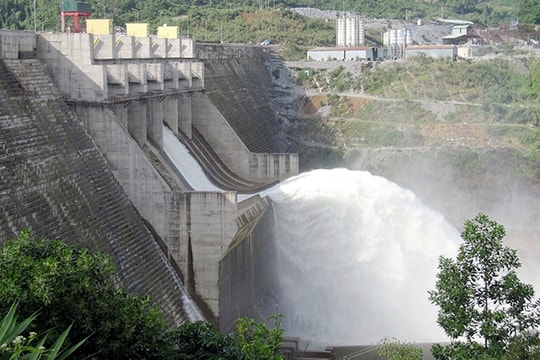 Đề xuất điều chỉnh quy trình vận hành liên hồ chứa thủy điện