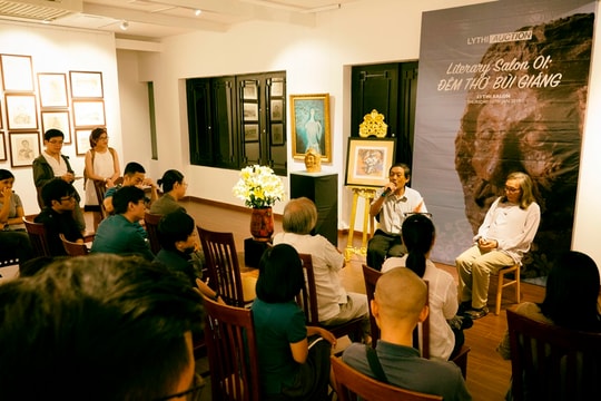 Nhiều cảm xúc trong đêm thơ Bùi Giáng