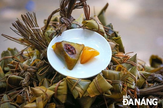 Những mùa bánh ú tro