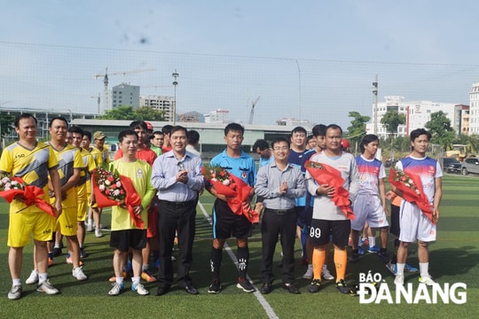 Giải Bóng đá Báo Đà Nẵng năm 2019: Văn phòng đại diện Hội Doanh nghiệp tư nhân miền Trung giành Nhất