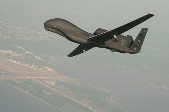 Iran bắn rơi máy bay Mỹ, giá dầu tăng mạnh