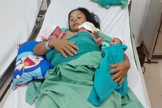 Ca sinh ba tự nhiên hiếm gặp