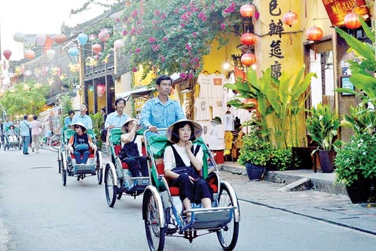 Khó “Nhân tình thuần hậu”