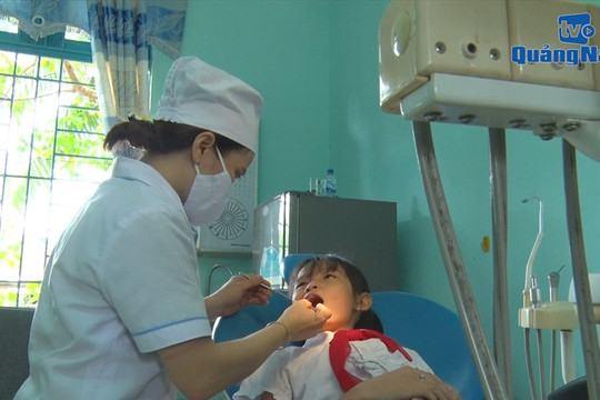 Tham gia BHYT để bảo vệ sức khỏe cho học sinh