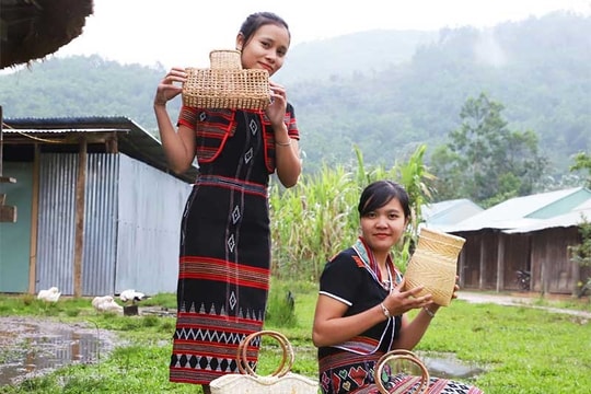 Tôn vinh giá trị truyền thống