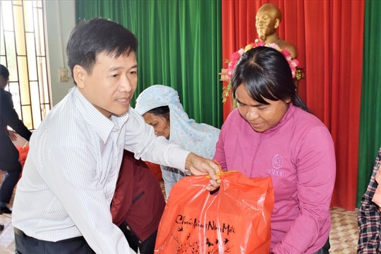 Chia sẻ với Trà Kót