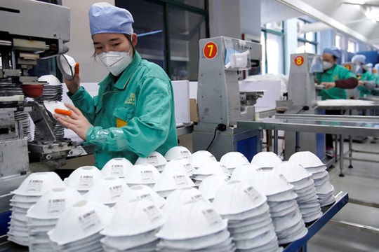 Kinh tế Trung Quốc điêu đứng vì dịch do nCoV