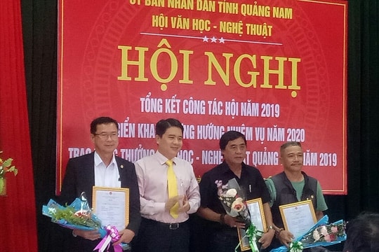 9 cá nhân nhận Kỷ niệm chương “Vì sự nghiệp Văn học - nghệ thuật Việt Nam”
