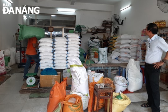 Bảo đảm nguồn cung hàng hóa, ổn định thị trường