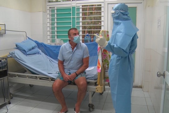 Video: Trong khu cách ly điều trị dịch bệnh Covid-19