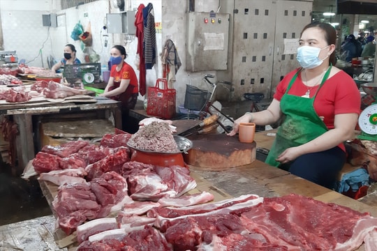 Cần kiểm soát giá thịt heo