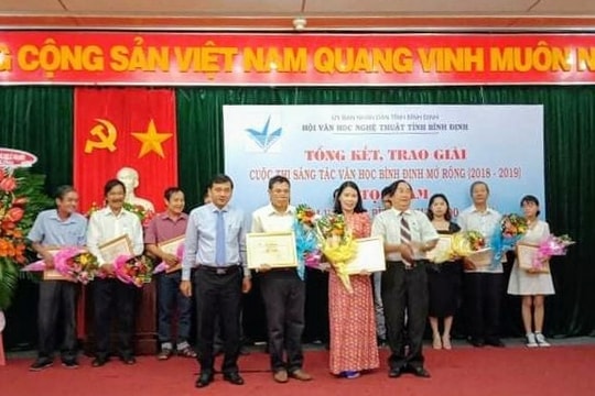 Nhà thơ Huỳnh Minh Tâm đoạt giải A cuộc thi sáng tác văn học tỉnh Bình Định