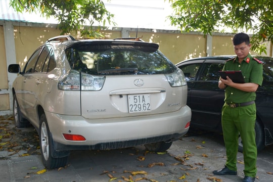 Điều tra dấu hiệu trốn thuế trong vụ chuyển nhượng ô tô