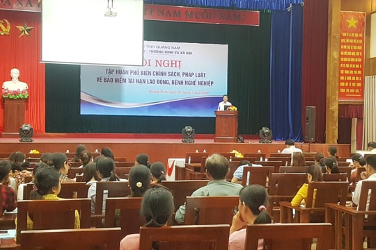 Tập huấn chính sách bảo hiểm tai nạn lao động, bệnh nghề nghiệp