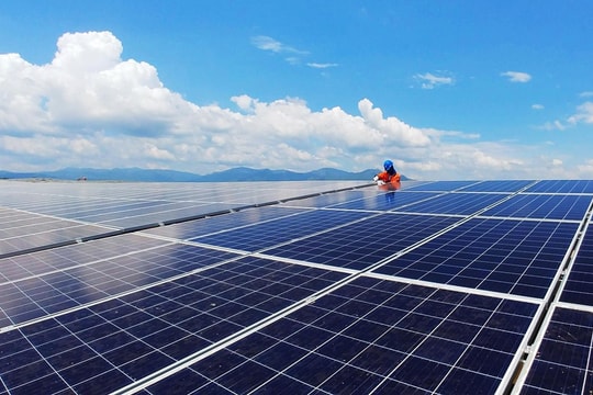 Bảo đảm vững chắc an ninh  năng lượng