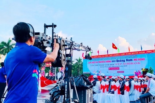 Báo Quảng Nam điện tử và QRT tường thuật trực tiếp Giải Việt dã truyền thống Báo Quảng Nam lần thứ XXIV