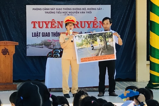 Tuyên truyền về an toàn giao thông cho học sinh