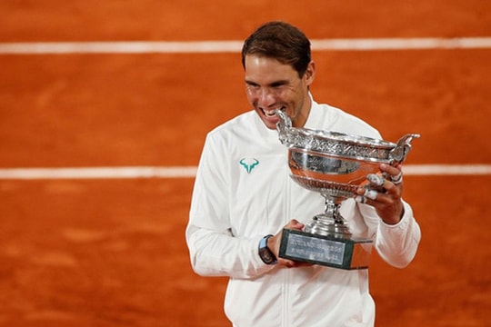 Rafael Nadal được ca ngợi sau danh hiệu Grand Slam thứ 20