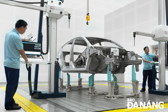 Tăng cường hỗ trợ chuyển giao công nghệ tiên tiến vào sản xuất công nghiệp - tiểu thủ công nghiệp