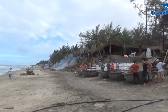 [VIDEO] - Khẩn trương dọn dẹp bờ biển An Bàng