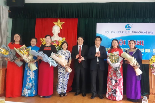 Bà Đặng Thị Lệ Thủy giữ chức danh Chủ tịch Hội LHPN tỉnh