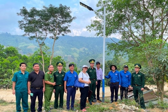 Tổ chức chương trình "Tháng Ba biên giới" tại xã Đắc Pring