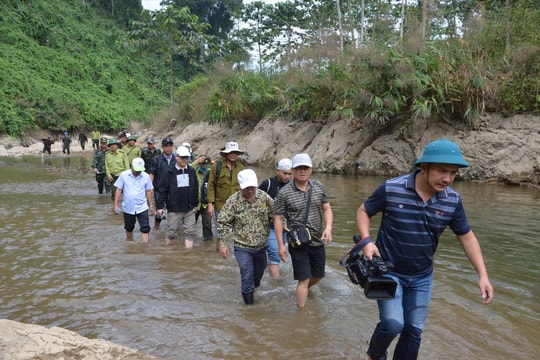 "Ma trận" vàng tặc trong khu bảo tồn thiên nhiên Sông Thanh