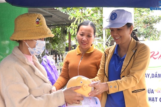 [VIDEO] - Phát triển đối tượng tham gia BHXH tự nguyện: Cách làm hay của Điện Bàn
