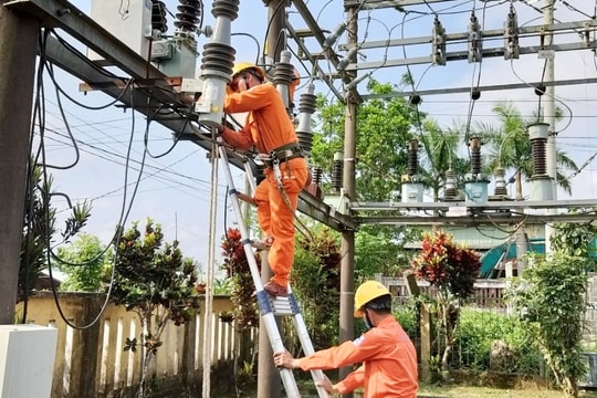 Phước Sơn: Nỗ lực đảm bảo cấp điện mùa nắng nóng