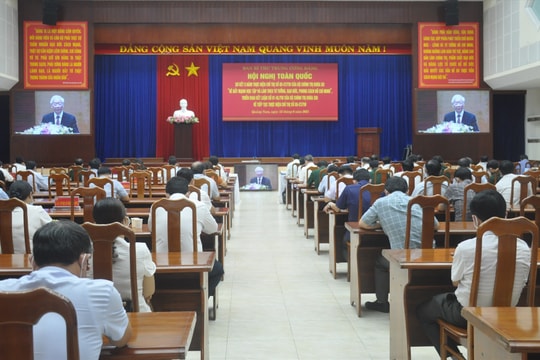 Học tập, làm theo Bác và nêu gương của cán bộ, đảng viên