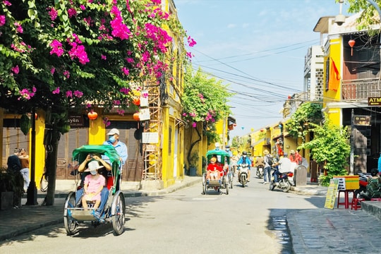 Mở cửa du lịch và nỗi niềm doanh nghiệp