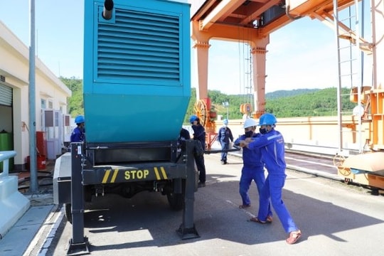 Công ty Thủy điện Sông Tranh diễn tập điều tiết đón lũ, cắt lũ