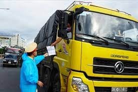 Tiếp tục gia hạn giấy nhận diện phương tiện, QR Code cấp cho xe vận chuyển hàng hóa