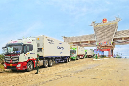 Thilogi mở tuyến vận chuyển qua cửa khẩu quốc tế Nam Giang - Đắc Tà Oọc