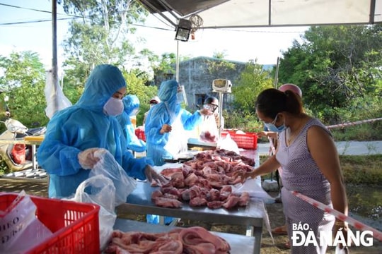 Chợ truyền thống, tiệm tạp hóa hoạt động trở lại như thế nào?