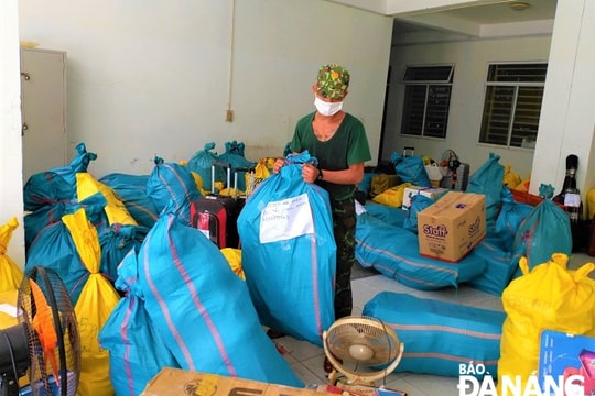 Khẩn trương dọn dẹp ký túc xá làm bệnh viện dã chiến