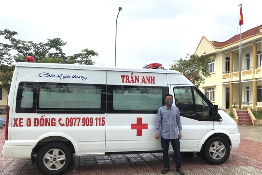 Xe cấp cứu 0 đồng hỗ trợ bệnh nhân khó khăn