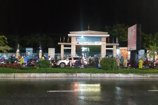 Điện Bàn phát hiện 22 học sinh Trường THPT Nguyễn Duy Hiệu dương tính với SARS-CoV-2