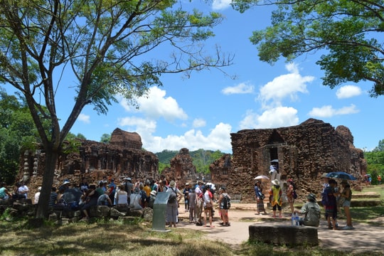 My Son Sanctuary in 360 degrees