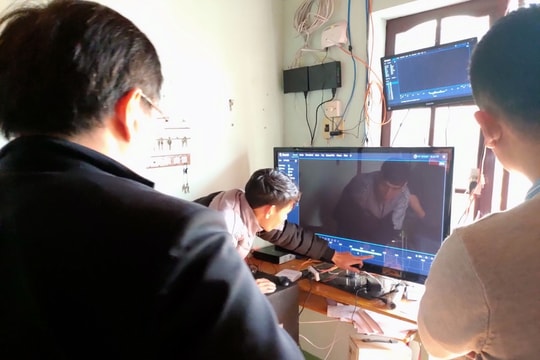 Doanh nghiệp tặng 10 camera an ninh cho trường học tại Tây Giang