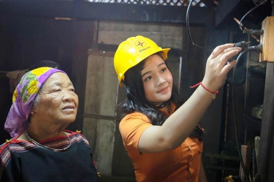 Tổng Công ty Điện lực miền Trung: Khách hàng là trung tâm để phục vụ