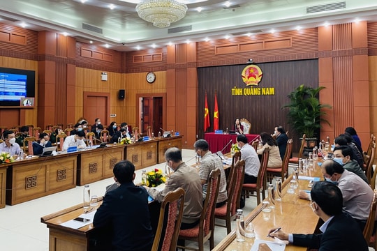 Cung cấp thông tin kịp thời cho báo chí nhằm định hướng dư luận xã hội