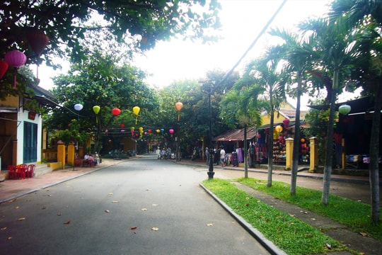 Giữ gìn nếp sống văn hóa phố cổ