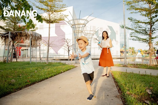 Con cái là tấm gương phản chiếu của cha mẹ