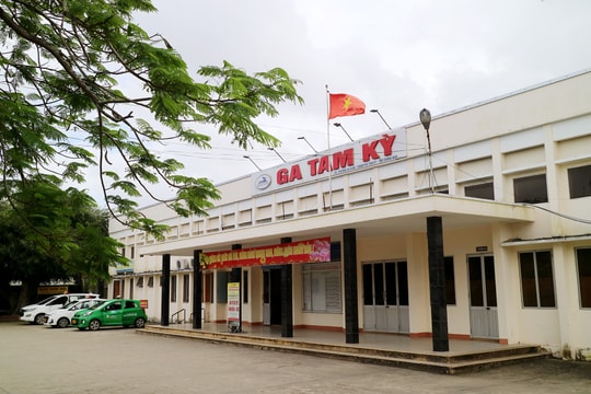 Phố nhỏ ga nhỏ