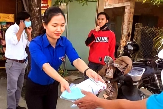 Bí thư Đoàn xã Tiên Thọ (Tiên Phước) đạt giải thưởng Lý Tự Trọng năm 2022