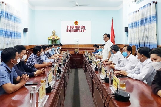 Huyện Triệu Phong (Quảng Trị) tham quan mô hình trồng dược liệu tại Nam Trà My