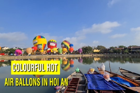 Colourful hot air ballons in Hoi An